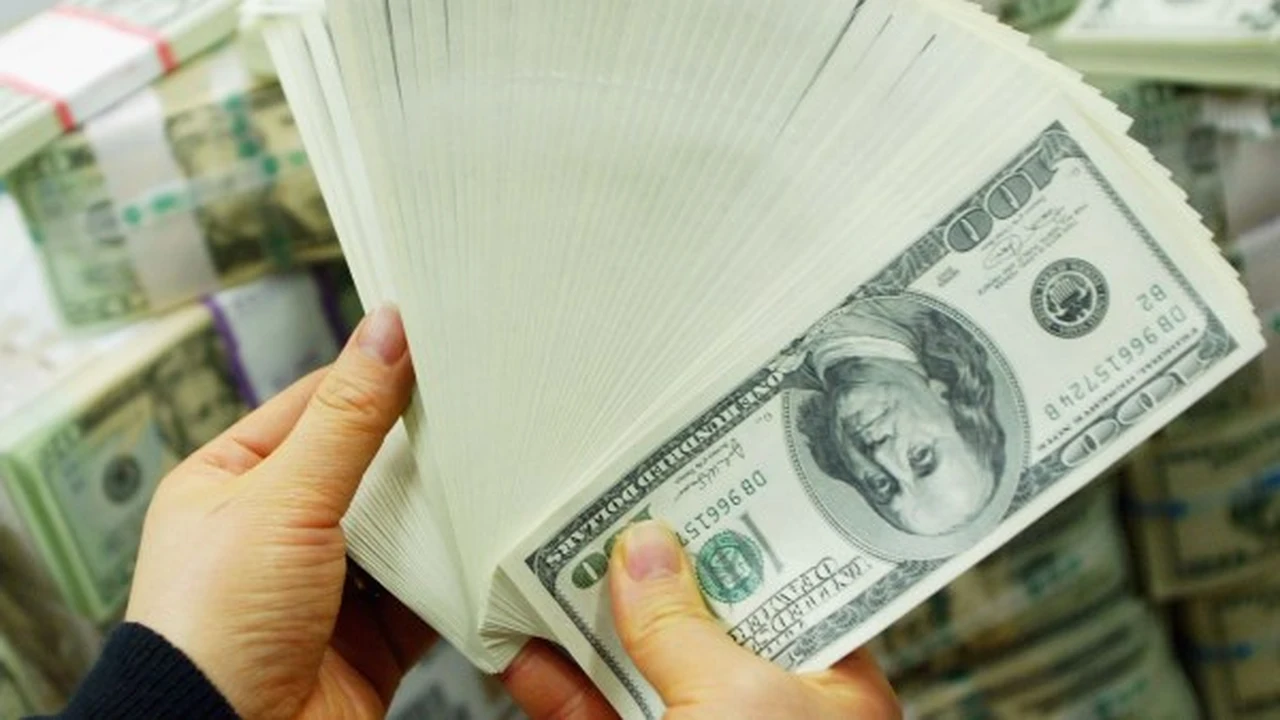 تغيرات جديدة في سعر أقل دولار داخل البنوك بتاريخ 12-3-2026